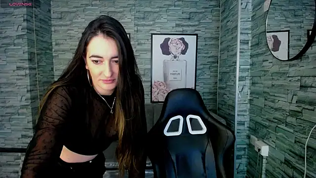 Soffi betacur b online show from October 1, 3:23 am