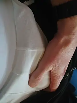 Snapshot of MyDick4You666 chatting on March 2, 2:02 pm MyDick4You666 online show from March 2, 2:02 pm