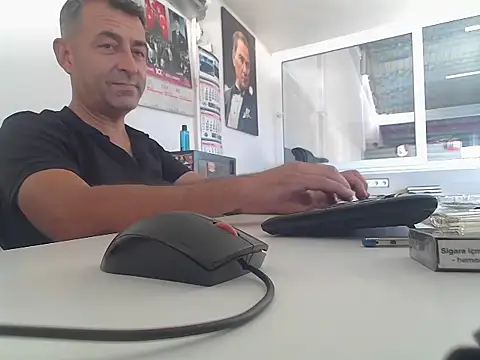 Snapshot of rafasilva3535 chatting on September 10, 2:50 pm rafasilva3535 online show from September 10, 2:50 pm