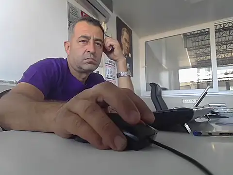 Snapshot of rafasilva3535 chatting on September 11, 7:52 am rafasilva3535 online show from September 11, 7:52 am