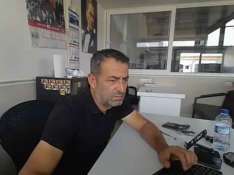Snapshot of rafasilva3535 chatting on September 26, 10:52 am rafasilva3535 online show from September 26, 10:52 am