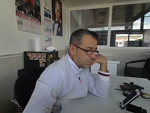 Snapshot of rafasilva3535 chatting on September 30, 11:04 am rafasilva3535 online show from September 30, 11:04 am
