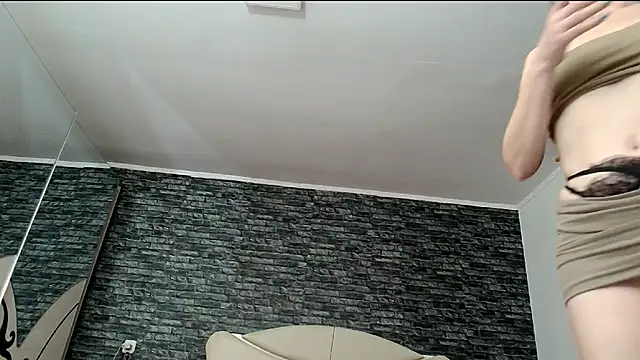 DeeA Blondy online show from November 8, 5:34 pm