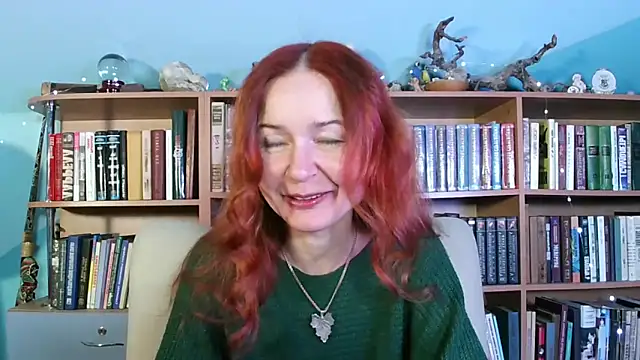 Snapshot of Foxilady357 chatting on February 22, 2:37 pm Foxilady357 online show from February 22, 2:37 pm