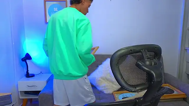 yulian vasquez online show from January 10, 12:51 pm