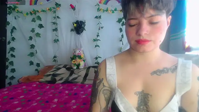 Snapshot of Mitsuha_gate chatting on January 7, 2:41 pm Mitsuha gate online show from January 7, 2:41 pm