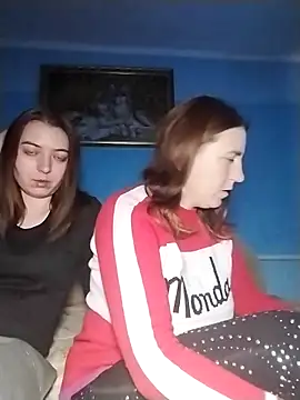 Viktoriia27 online show from December 3, 12:36 pm