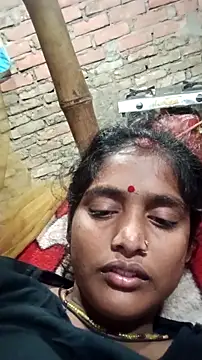 Guriya0076 online show from February 18, 9:00 pm