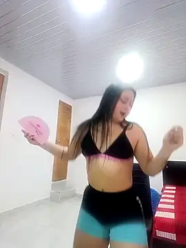 Snapshot of Lunavexa chatting on March 31, 8:09 pm Lunavexa online show from March 31, 8:09 pm