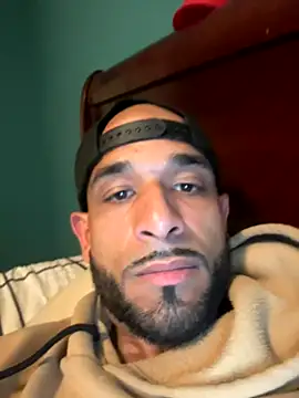 BEBE5757 online show from September 23, 9:56 am