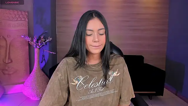 AmbarJames  online show from October 21, 11:22 am