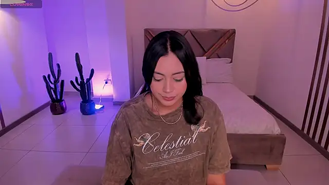 AmbarJames  online show from January 10, 12:07 pm