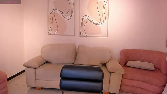 MilaLawrence online show from June 2, 12:07 pm