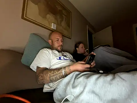 Snapshot of curis4270panda chatting on October 11, 2:44 am curis4270panda online show from October 11, 2:44 am