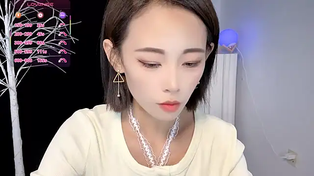 xiaoyue8888 online show from September 25, 2:26 am
