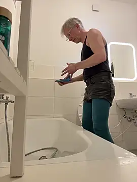 SexyLeon8 online show from February 19, 5:09 pm