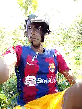 Snapshot of Handsome_teen21 chatting on April 20, 10:29 am Handsome teen21 online show from April 20, 10:29 am