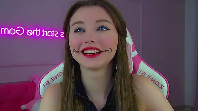 KeiraAsti online show from November 25, 6:19 pm