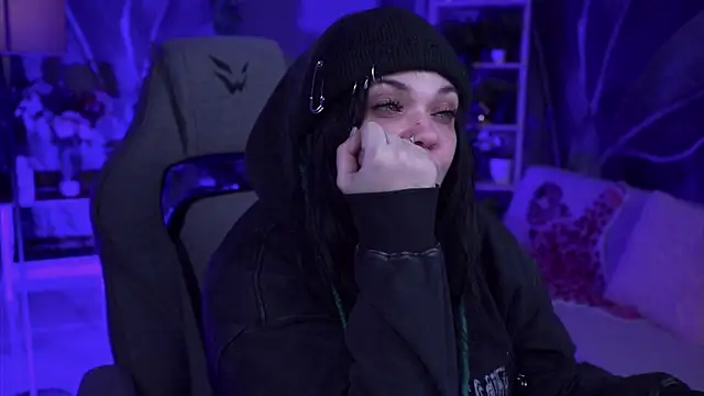 MaryHarrys online show from January 7, 11:29 pm