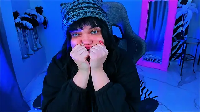 MaryHarrys online show from February 4, 2:39 am