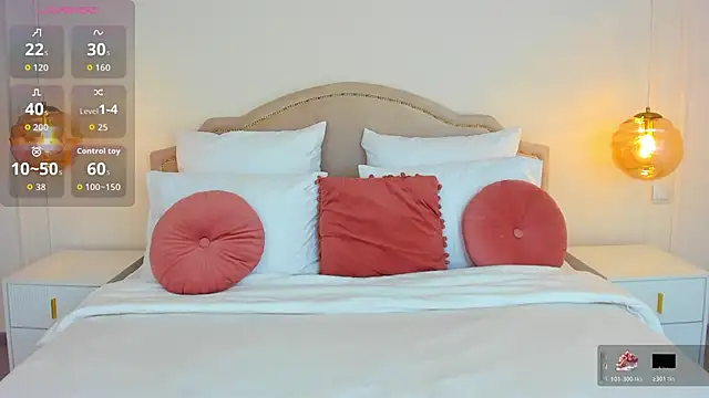 MilaMour online show from October 27, 8:24 pm