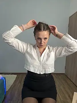 Funnyy  bunny online show from September 27, 11:59 am