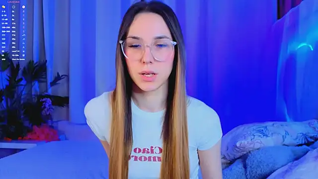 -CindyLou online show from December 19, 5:14 am