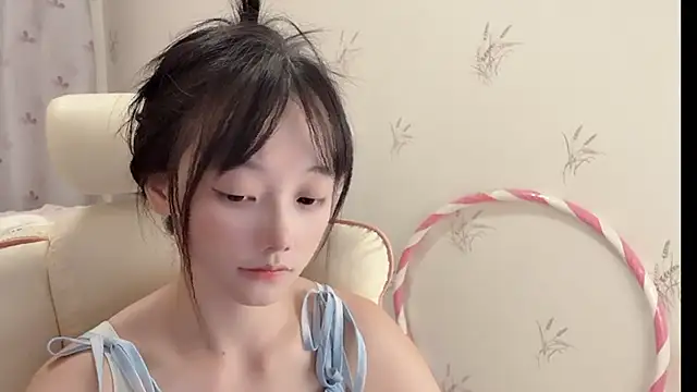 puppy-999 online show from October 18, 1:45 pm