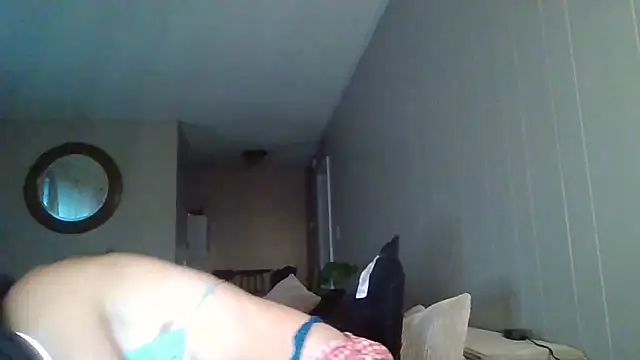 Miss honey94 online show from October 8, 11:41 am