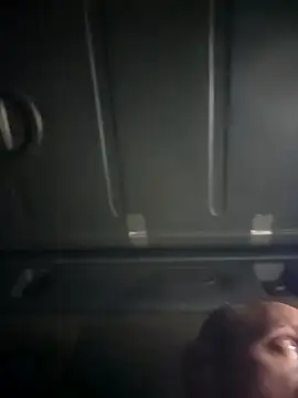 Snapshot of Scott654538 chatting on February 16, 6:26 pm Scott654538 online show from February 16, 6:26 pm