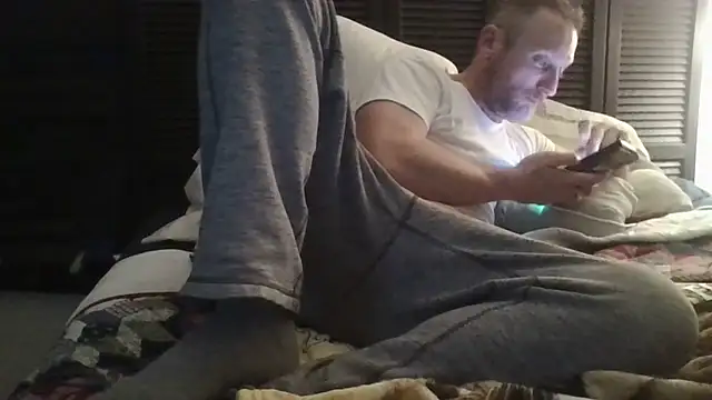 Snapshot of Scott654538 chatting on March 16, 3:12 am Scott654538 online show from March 16, 3:12 am