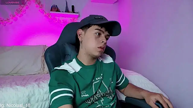 nico leroy online show from February 19, 8:16 pm