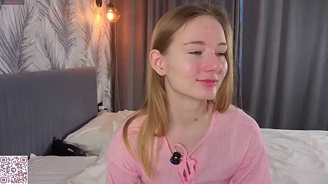 ElvinaRose online show from March 2, 2:25 am