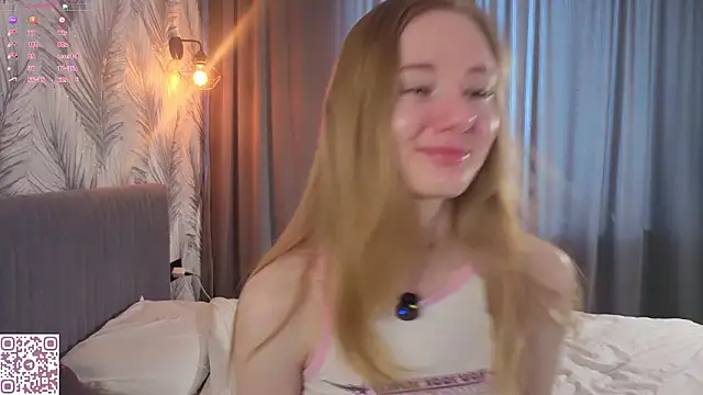 ElvinaRose online show from March 7, 4:42 am