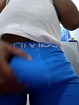 negro08  online show from April 28, 1:16 pm