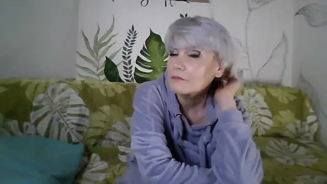 Catty Lady online show from January 18, 6:44 pm