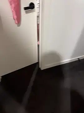 Reacher110565 online show from October 18, 11:11 am