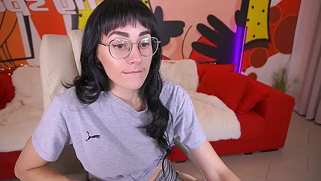 Snapshot of EviLune chatting on October 27, 9:19 pm EviLune online show from October 27, 9:19 pm