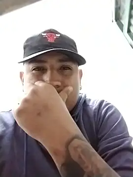 Snapshot of SOY0119DIEGO chatting on February 24, 1:36 am SOY0119DIEGO online show from February 24, 1:36 am