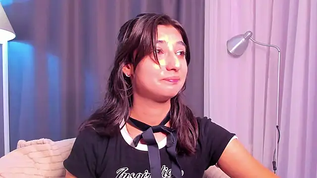 Elfy Rare  online show from October 16, 3:02 pm