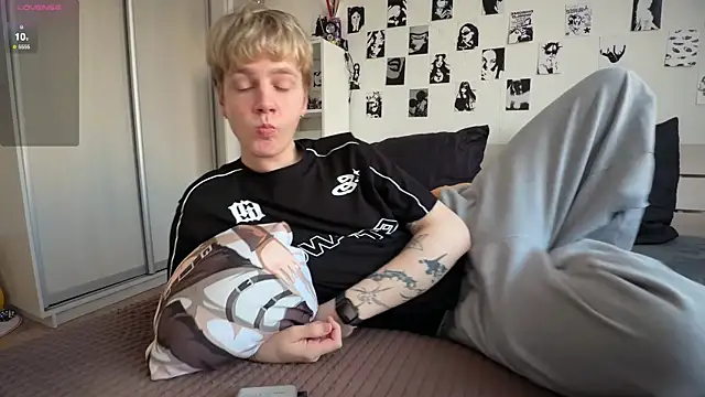 olivertasty online show from April 2, 3:31 pm