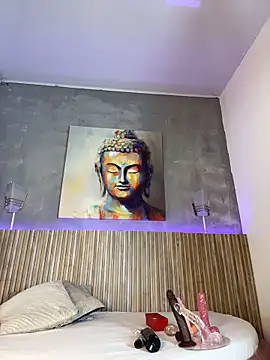 Snapshot of Saracooper__ chatting on March 6, 12:07 am Saracooper online show from March 6, 12:07 am