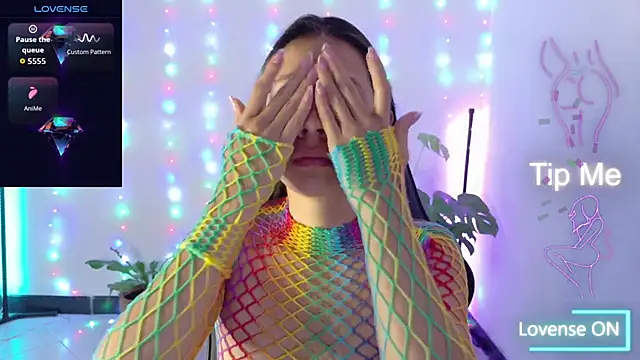 Snapshot of Sarasavage chatting on January 7, 11:34 am Sarasavage online show from January 7, 11:34 am