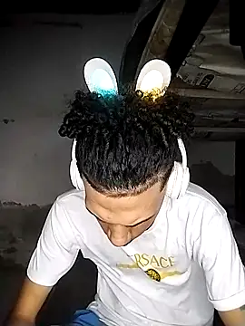 Snapshot of Gabriel_Stone chatting on October 20, 7:58 pm Gabriel Stone online show from October 20, 7:58 pm