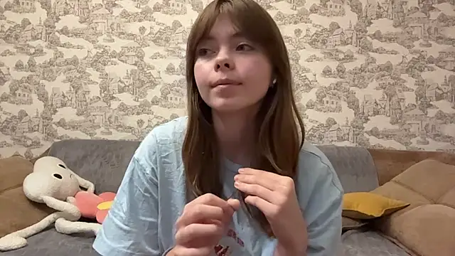 CoralinaEastoy online show from September 23, 9:40 pm