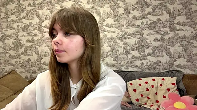 CoralinaEastoy online show from September 30, 8:36 pm