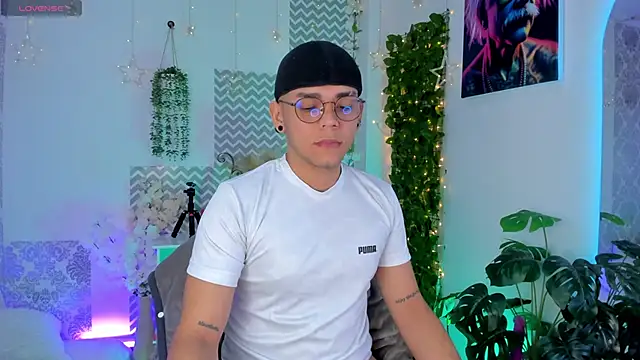 jhosepMoreno online show from March 31, 3:01 pm