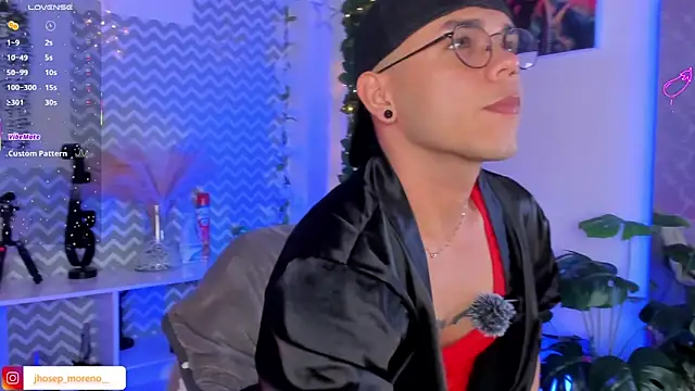 jhosepMoreno online show from April 18, 4:55 pm