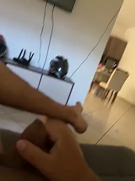 Snapshot of japa-16cm chatting on March 24, 4:56 pm japa-16cm online show from March 24, 4:56 pm