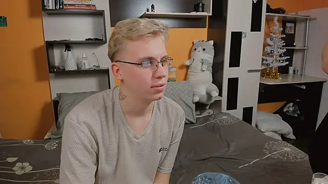 SammySccott online show from December 20, 7:59 am